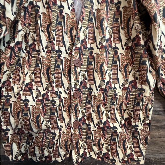 Scrubs Ethnic Print Long Sleeve Scrub Top - Picture 4 of 7